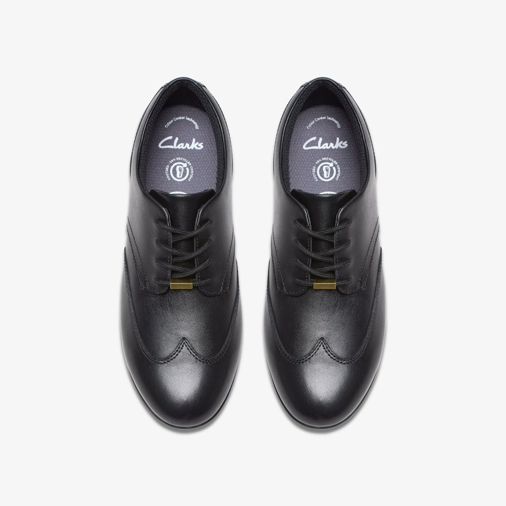 Finja Wing Youth Black Leather | Clarks online