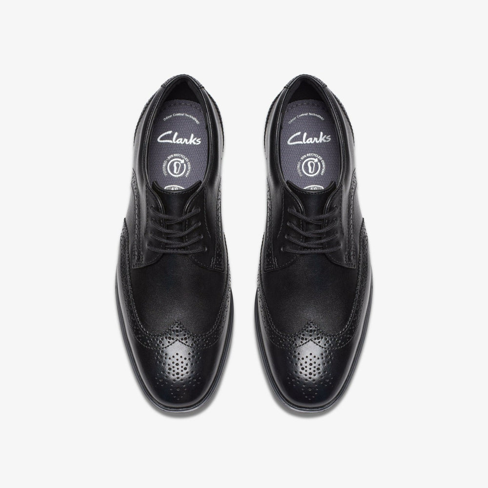 Jonwin Wing Youth Black Leather | Clarks online