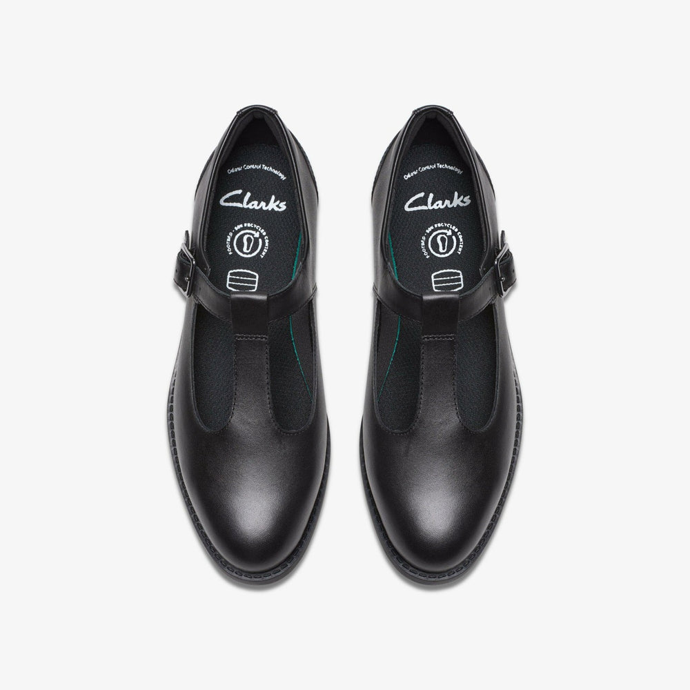 Tapa Hope Youth Black Leather | Clarks on Sale
