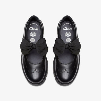 Lorcam Jane Youth Black Leather | Clarks for sale