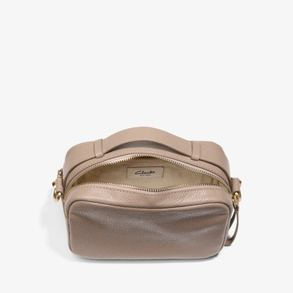 Camera Cross Pebble Leather | Clarks outlet