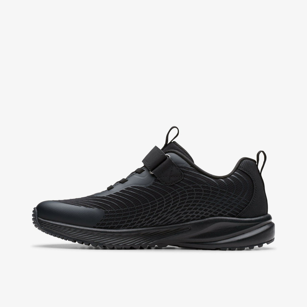 Deyes Dash Youth Black/Black | Clarks discount