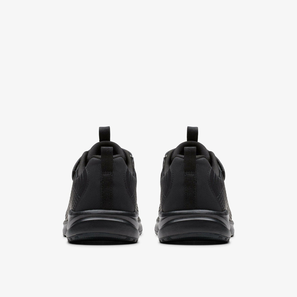 Deyes Dash Youth Black/Black | Clarks discount